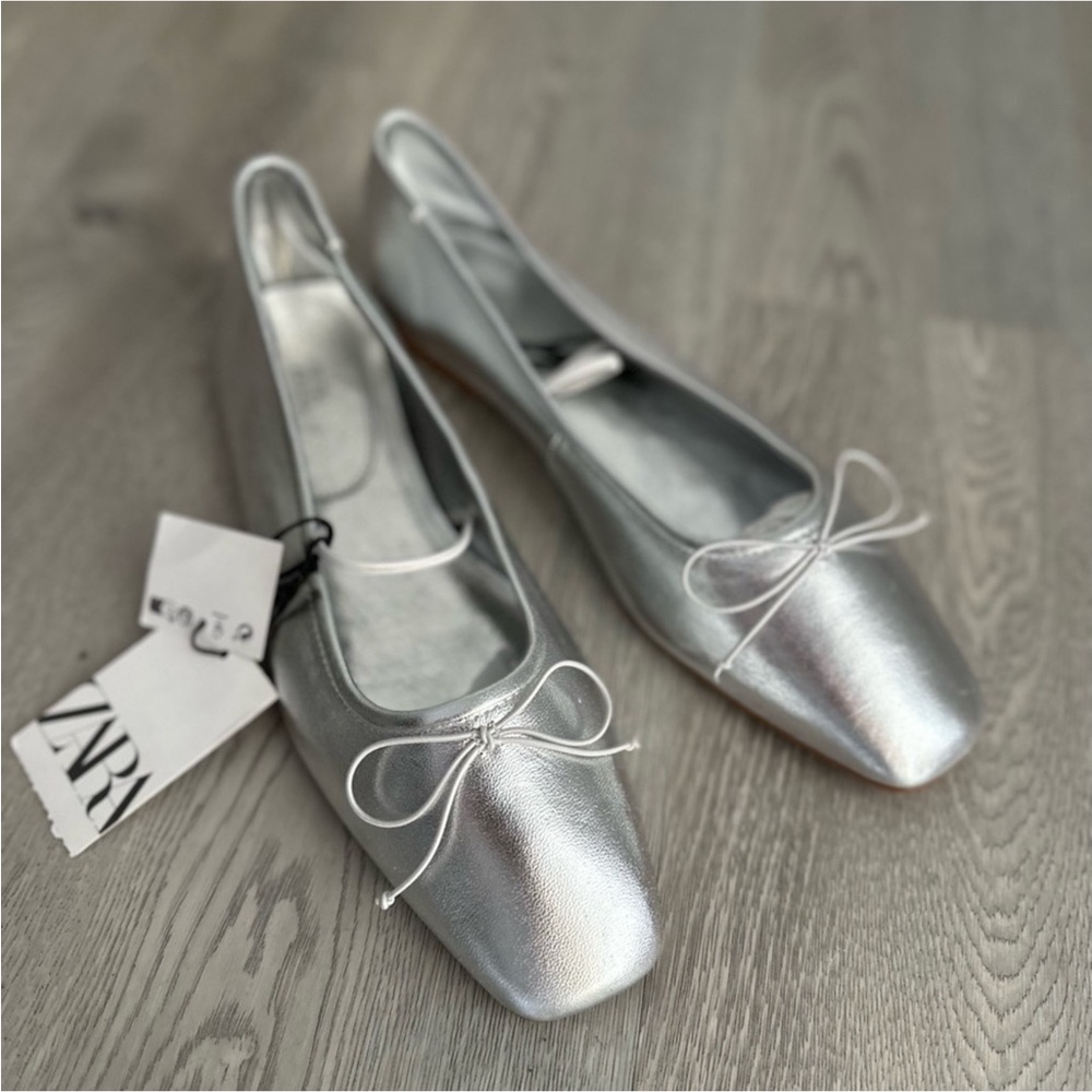 Zara Leather Metallic Flats With Bow New